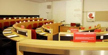 Intercityhotel Frankfurt Airport Hotell