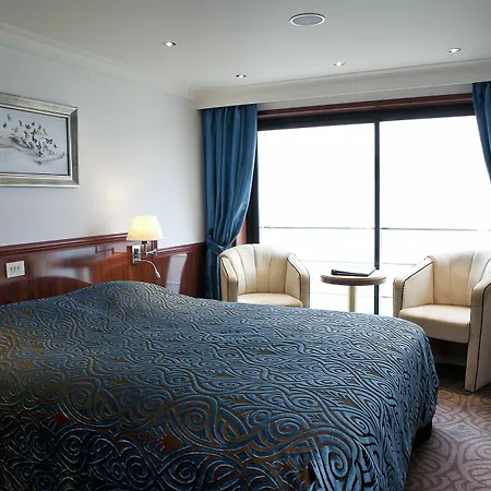 Otel Crossgates Hotelship 4 Star - Osthafen - Frankfurt