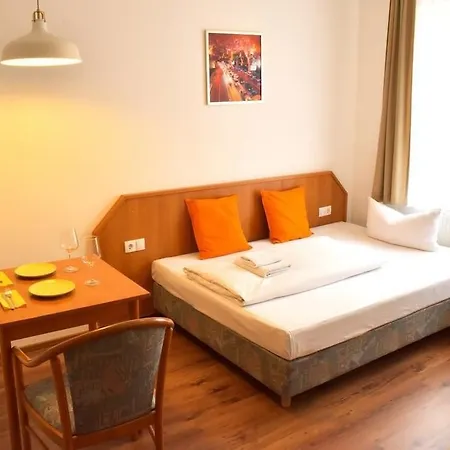 Little Paris 3* Φραγκφούρτη
