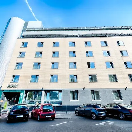 Plaza Hotel&living Frankfurt